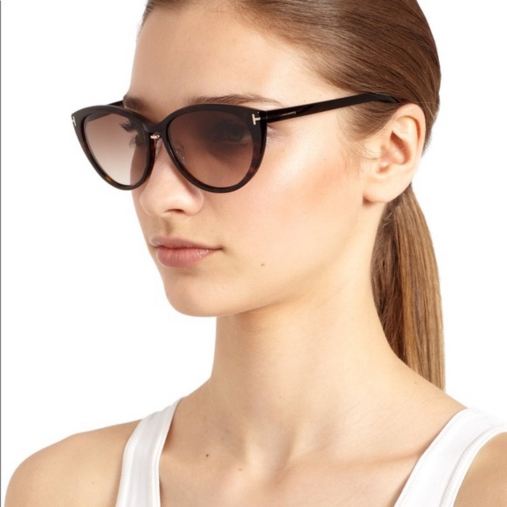 Tom Ford Gina dark brown Havana sunglasses